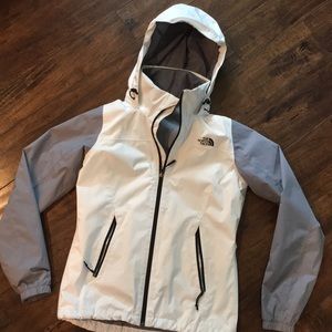 The North Face women’s dryvent rain jacket